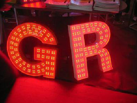 获嘉LED发光字常见的安装误区。